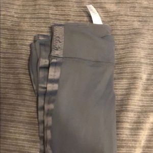 grey ivivva pants/leggings